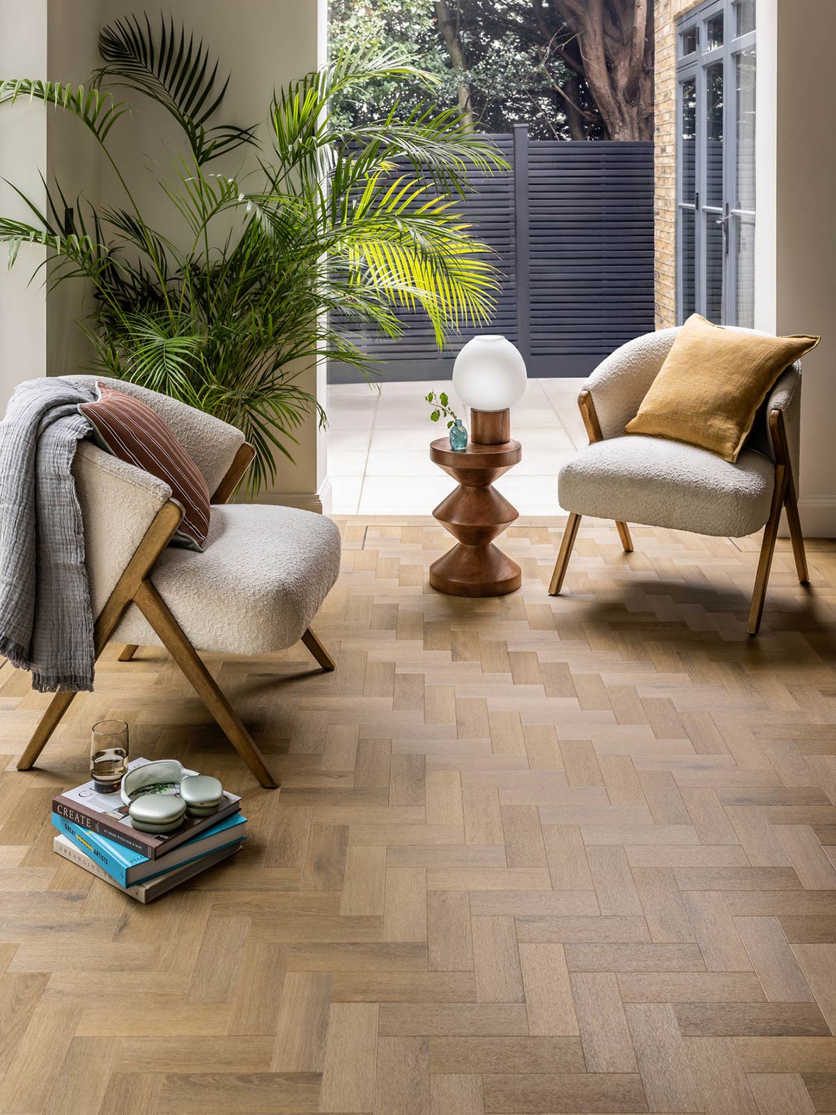 ヴァイス　アクィラ　sp Craft Oak: Beautifully designed LVT wood flooring from the Amtico